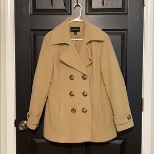 Women’s London Fog Coat. Xl
